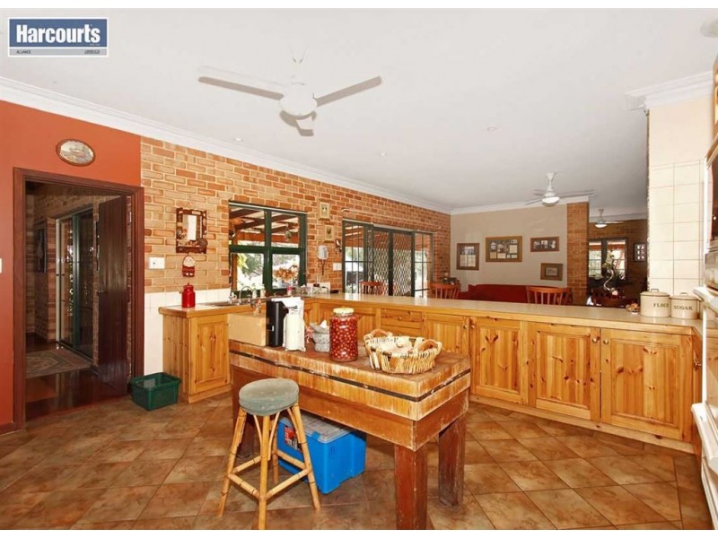 448 Chittering Road, Bullsbrook WA 6084