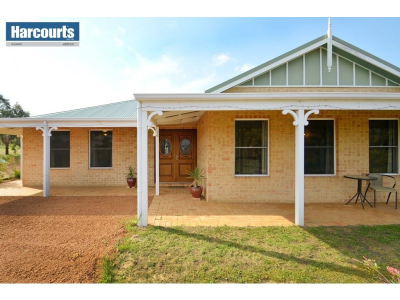 22 Shorthorn Pass, Lower Chittering WA 6084