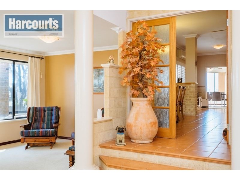 25 Shalimar Rise, Currambine WA 6028