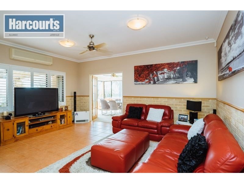 25 Shalimar Rise, Currambine WA 6028