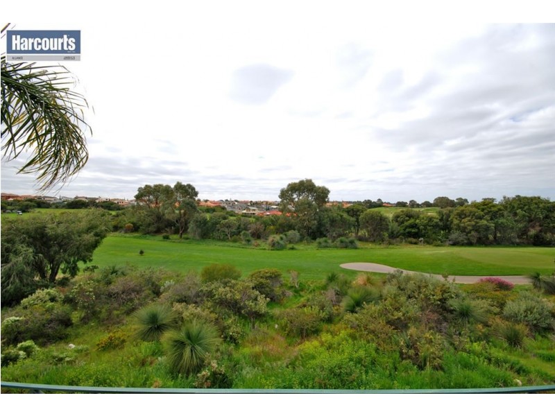 33 Canterbury Circle, Currambine WA 6028