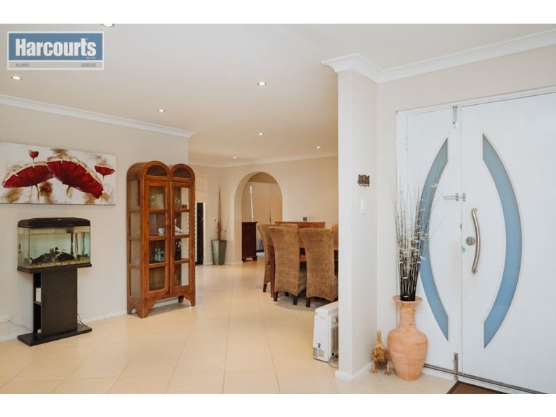 167 Bridgewater Drive, Kallaroo WA 6025