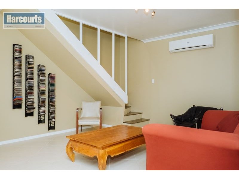 167 Bridgewater Drive, Kallaroo WA 6025