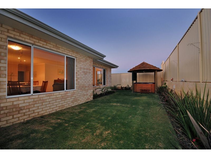 40 Kianga Crescent, Burns Beach WA 6028