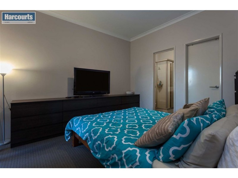 5 Ladywell Crescent, Butler WA 6036