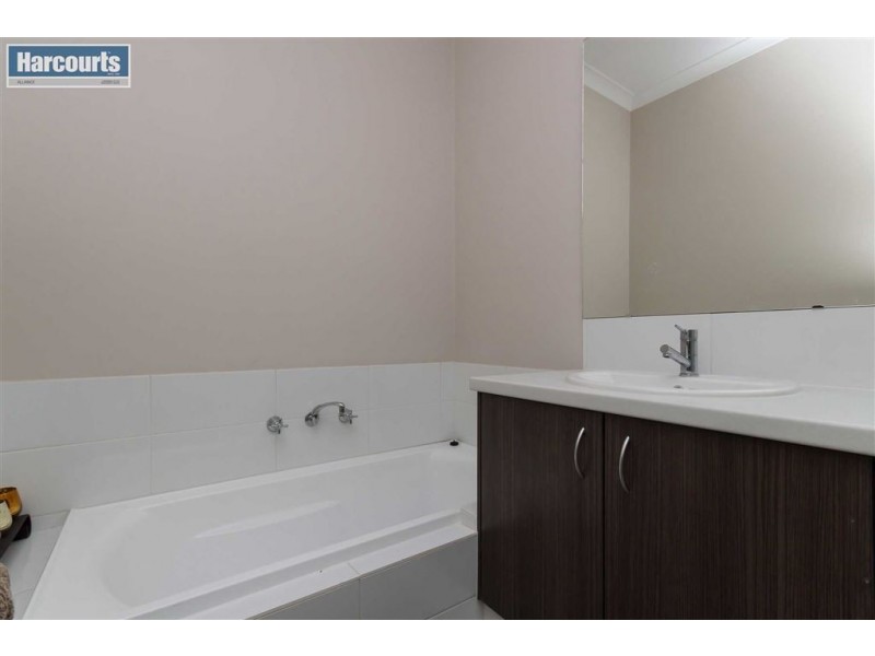 5 Ladywell Crescent, Butler WA 6036