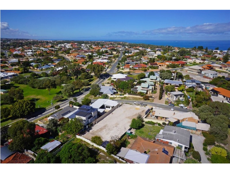 243/31 Gnobar Way, Mullaloo WA 6027