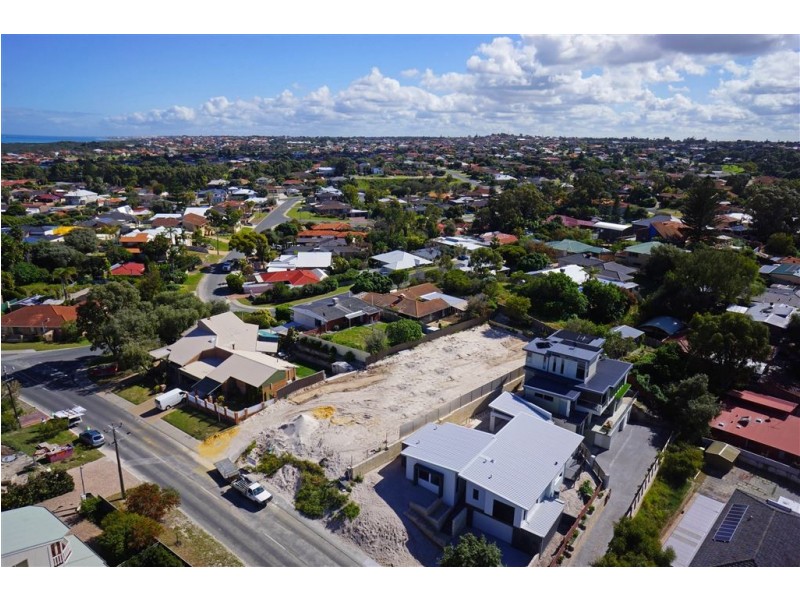 243/31 Gnobar Way, Mullaloo WA 6027