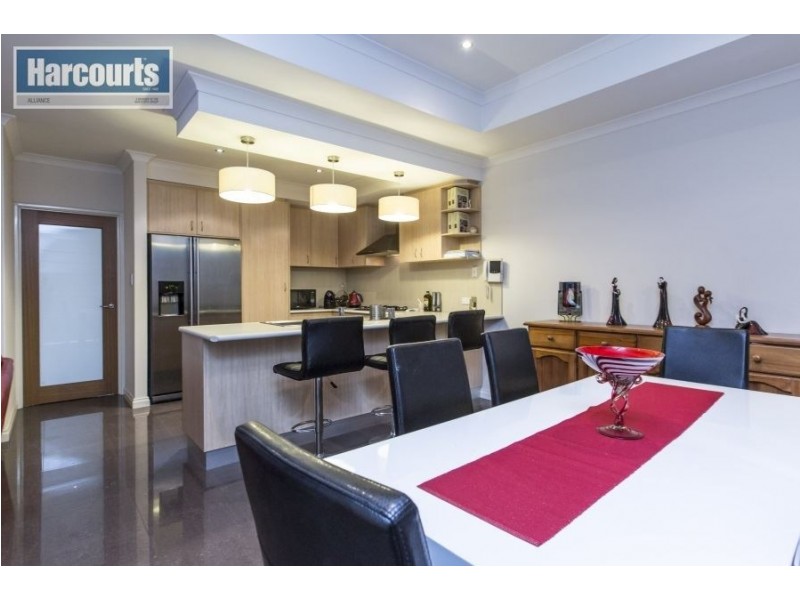 59 Oakdene Drive, Madeley WA 6065