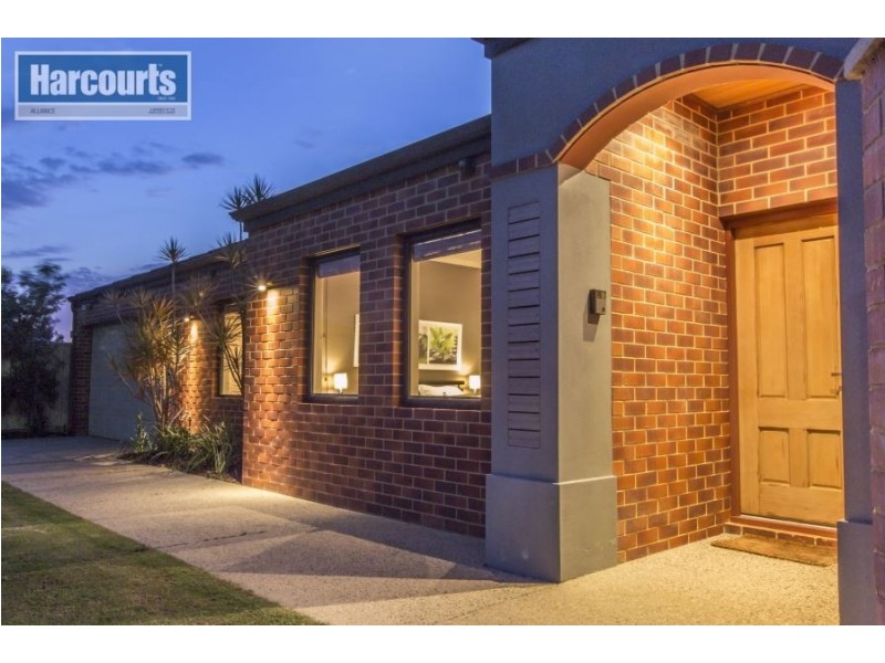 59 Oakdene Drive, Madeley WA 6065