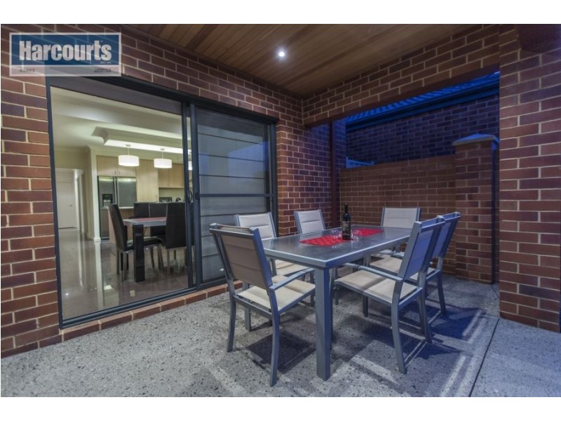 59 Oakdene Drive, Madeley WA 6065