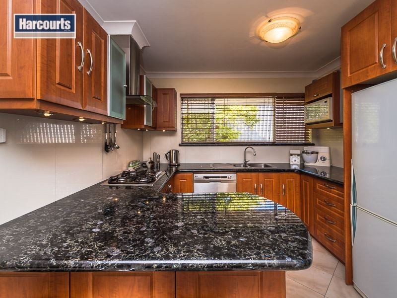 139 Dampier Avenue, Mullaloo WA 6027