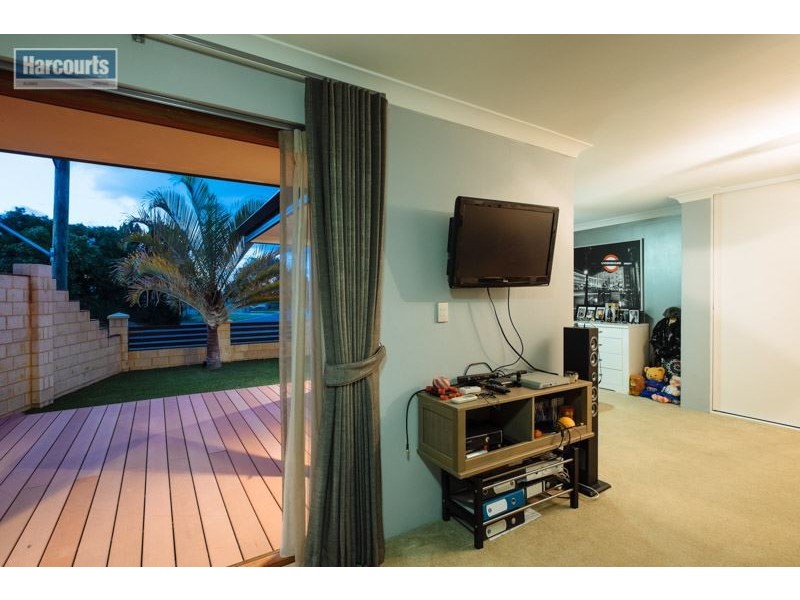 16 Alycon Place, Kallaroo WA 6025