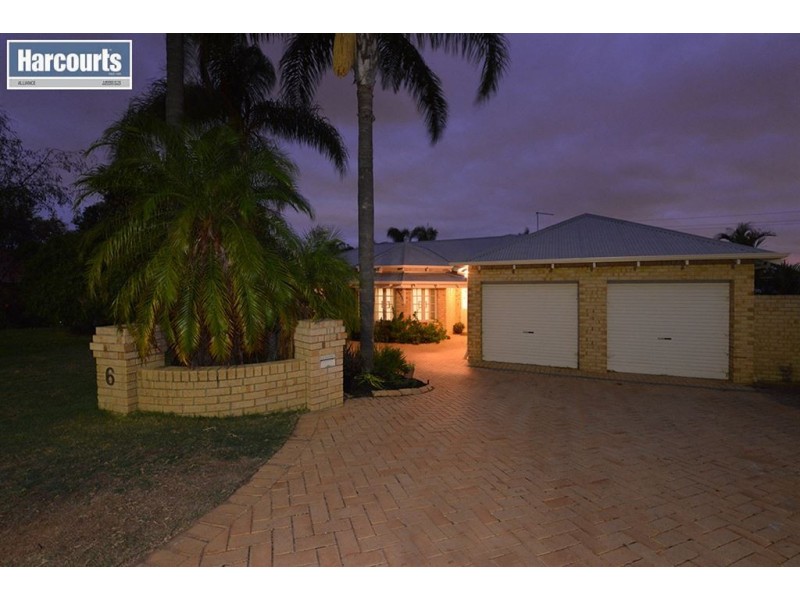 6 Dux Court, Duncraig WA 6023