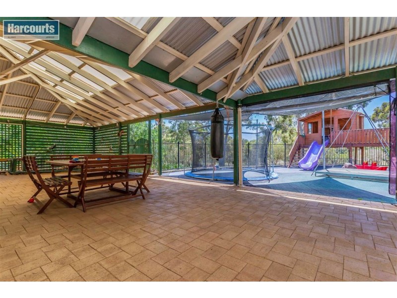 322 Cathedral Avenue, Brigadoon WA 6069