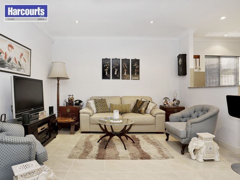 32 Windmill Circle, Burns Beach WA 6028