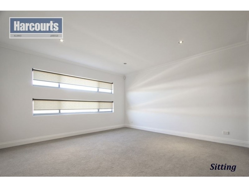 73 Cooper Street, Madeley WA 6065