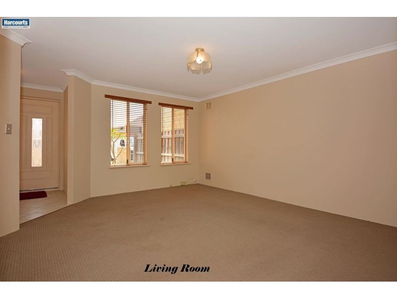 16 Blueboy Rise, Joondalup WA 6027