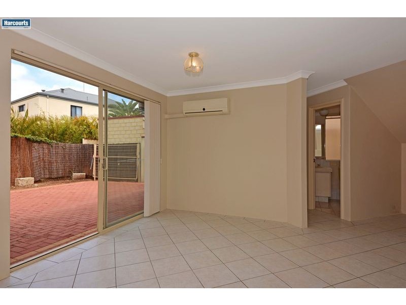 16 Blueboy Rise, Joondalup WA 6027