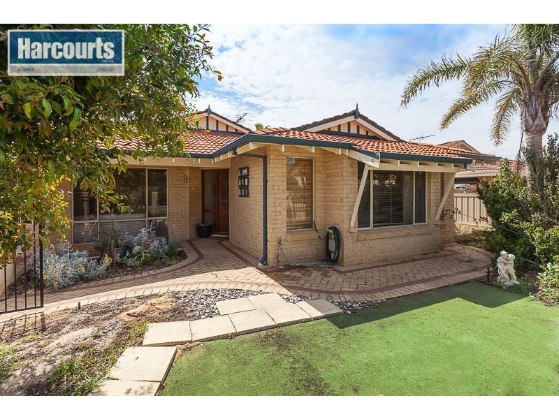 22 Fairway Circle, Connolly WA 6027