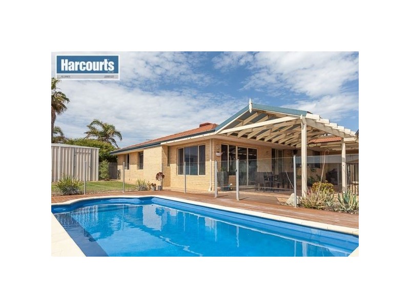 22 Fairway Circle, Connolly WA 6027