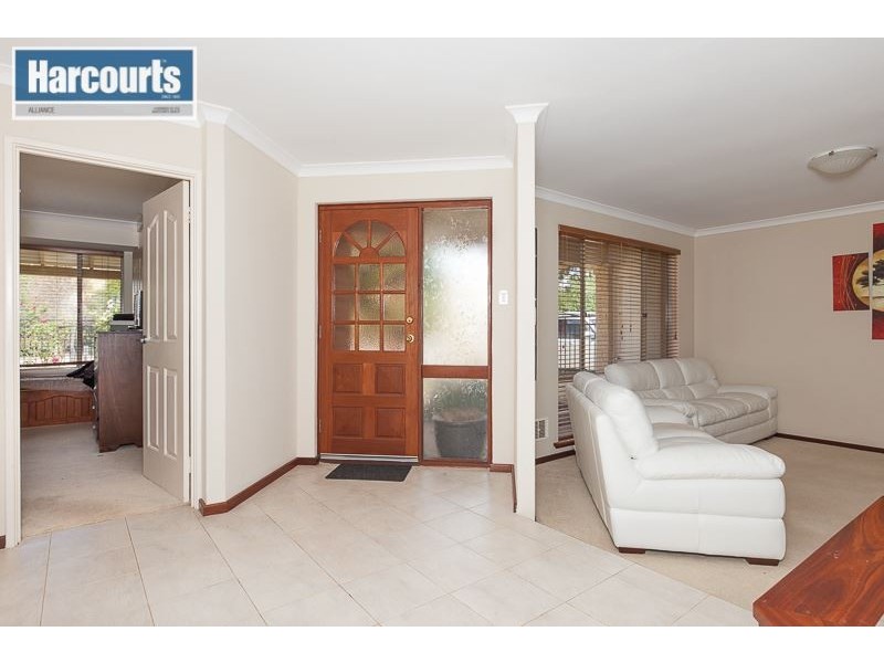 22 Fairway Circle, Connolly WA 6027