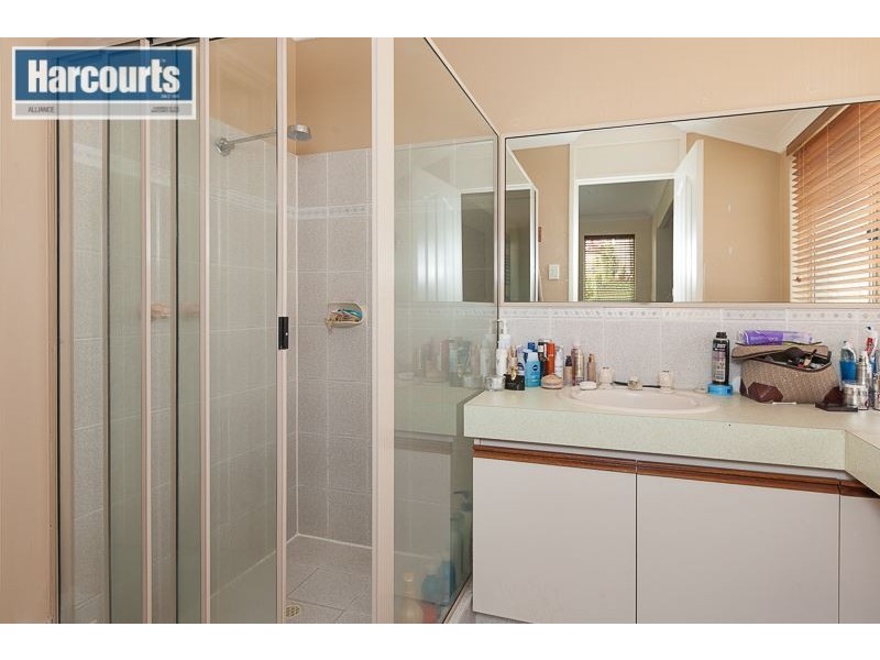 22 Fairway Circle, Connolly WA 6027