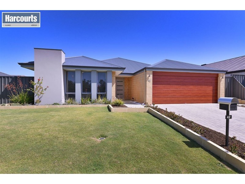 42 Salwood Loop, Banksia Grove WA 6031