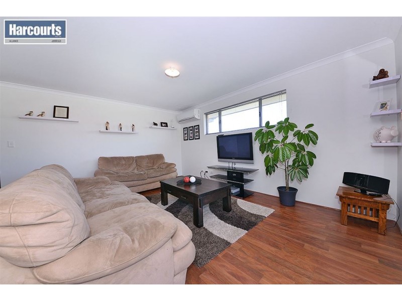 42 Salwood Loop, Banksia Grove WA 6031