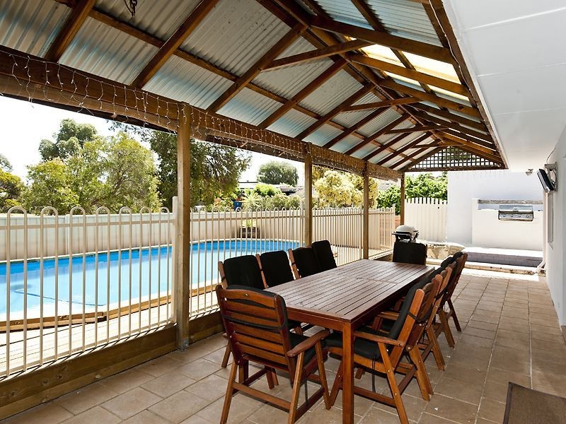 25 Coorong Place, Kallaroo WA 6025