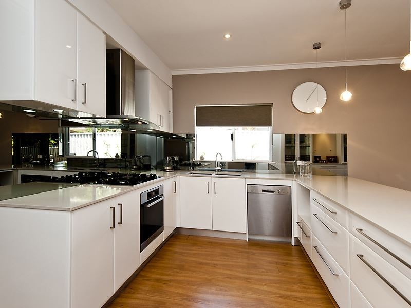 25 Coorong Place, Kallaroo WA 6025