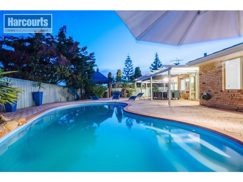 15 Naval Parade, Ocean Reef WA 6027