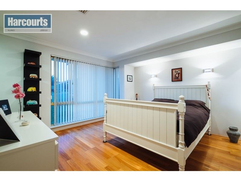 15 Naval Parade, Ocean Reef WA 6027
