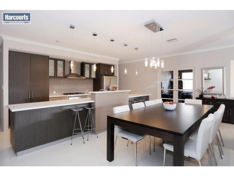 5 Piermont Avenue, Burns Beach WA 6028