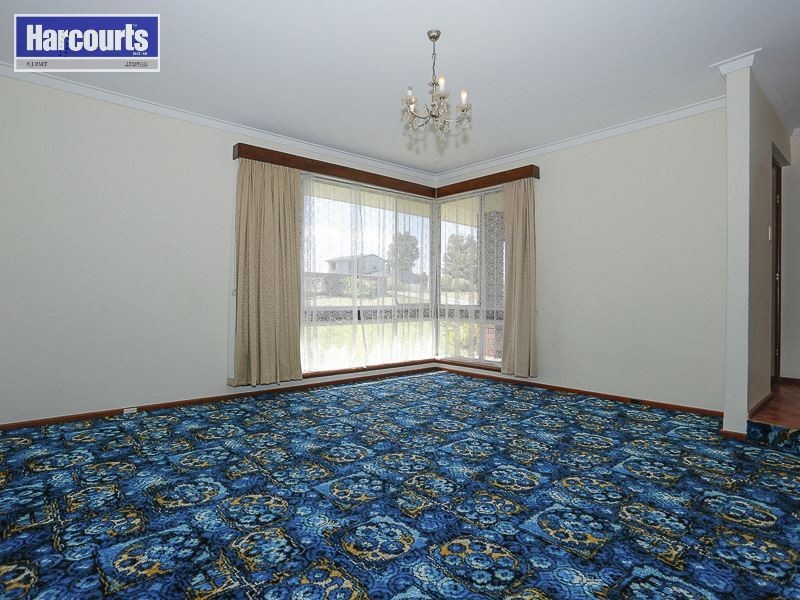 12 Loxham Place, Greenwood WA 6024
