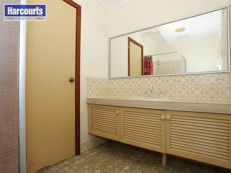 12 Loxham Place, Greenwood WA 6024