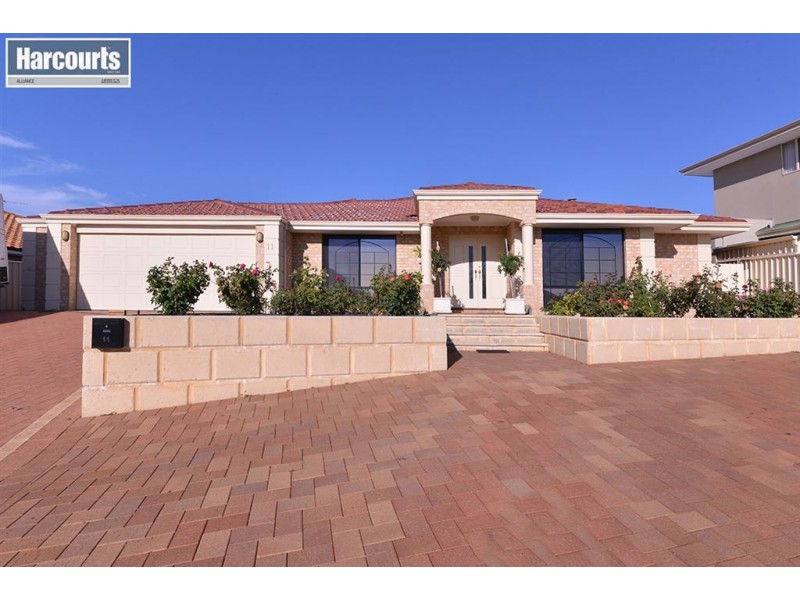 11 Raffles Court, Currambine WA 6028