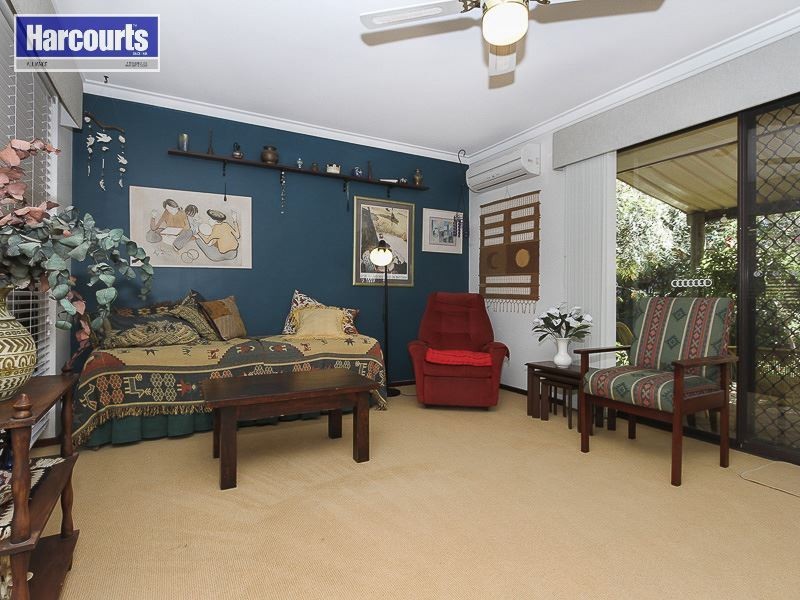 4/4 Maybole Court, Greenwood WA 6024