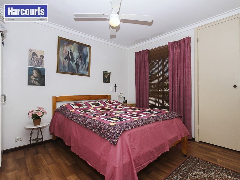 4/4 Maybole Court, Greenwood WA 6024