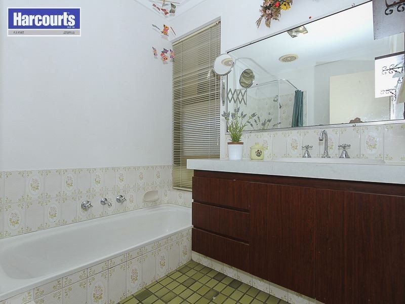 4/4 Maybole Court, Greenwood WA 6024