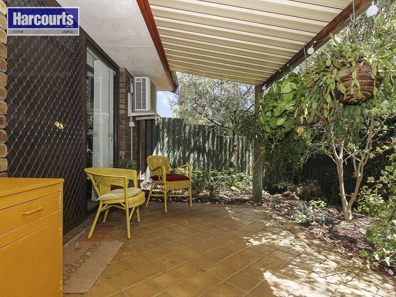 4/4 Maybole Court, Greenwood WA 6024