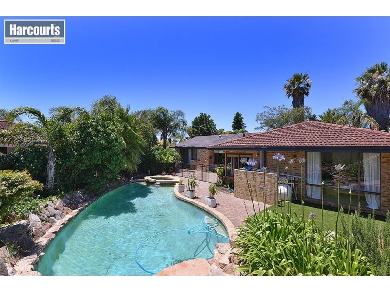 12 Wisteria Parade, Edgewater WA 6027