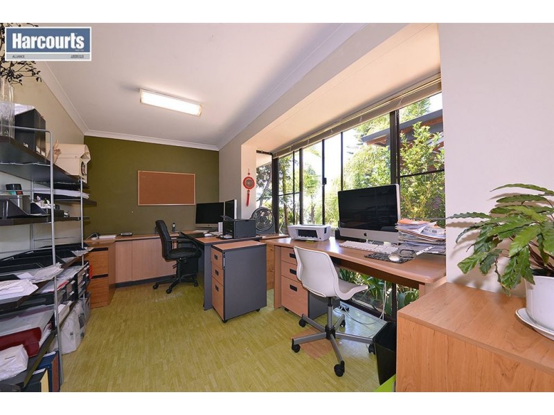 12 Wisteria Parade, Edgewater WA 6027