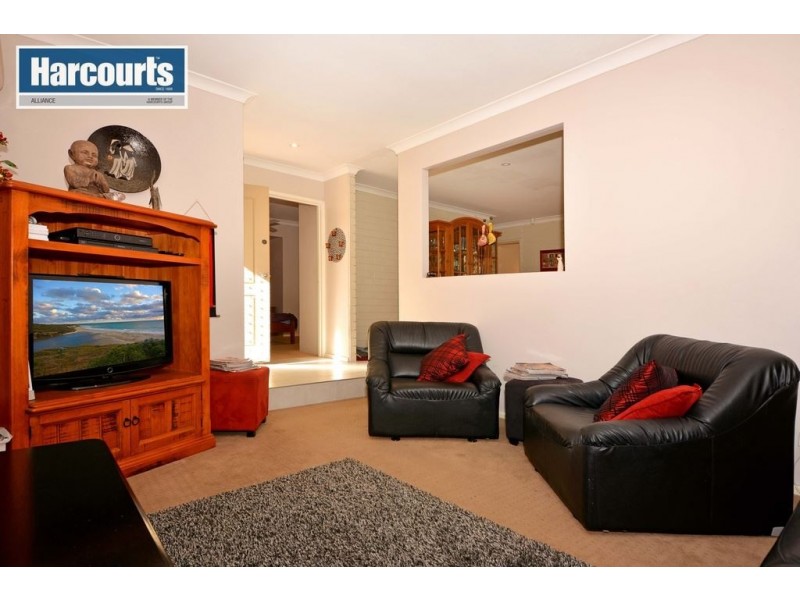 6 Westerly Crescent, Heathridge WA 6027