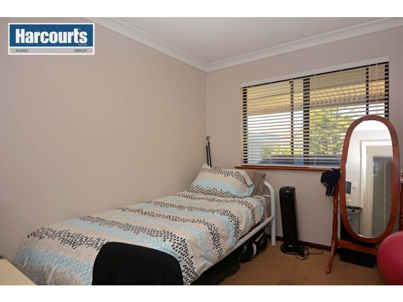 6 Westerly Crescent, Heathridge WA 6027