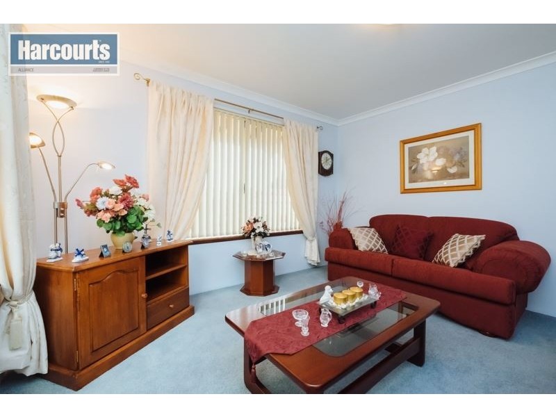 38 Miramare Boulevard, Currambine WA 6028