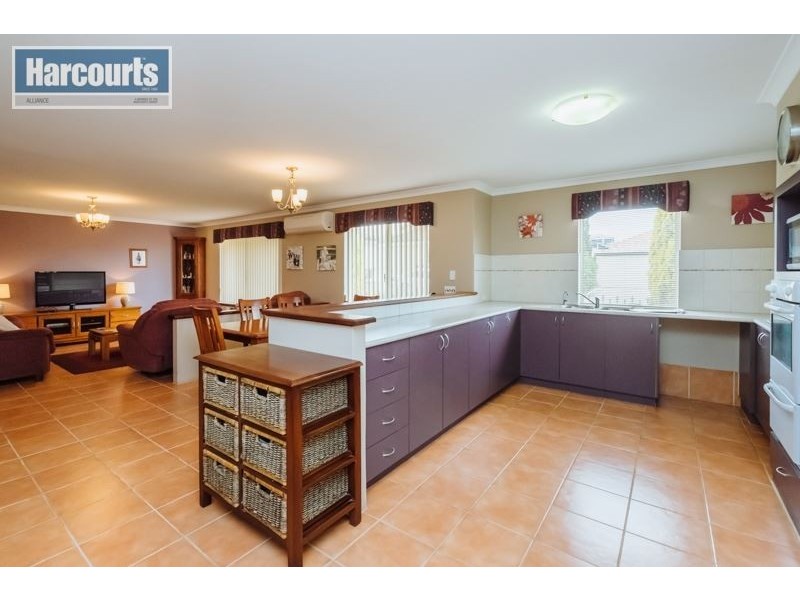 38 Miramare Boulevard, Currambine WA 6028