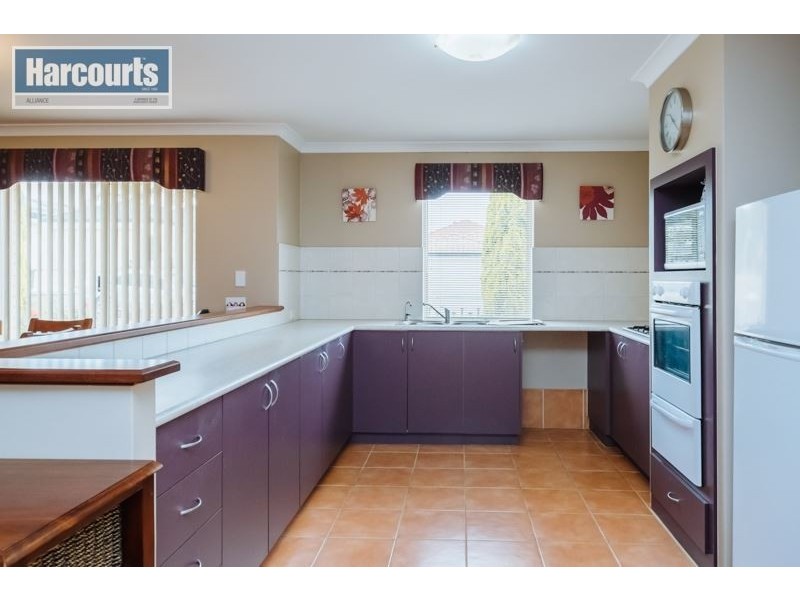 38 Miramare Boulevard, Currambine WA 6028