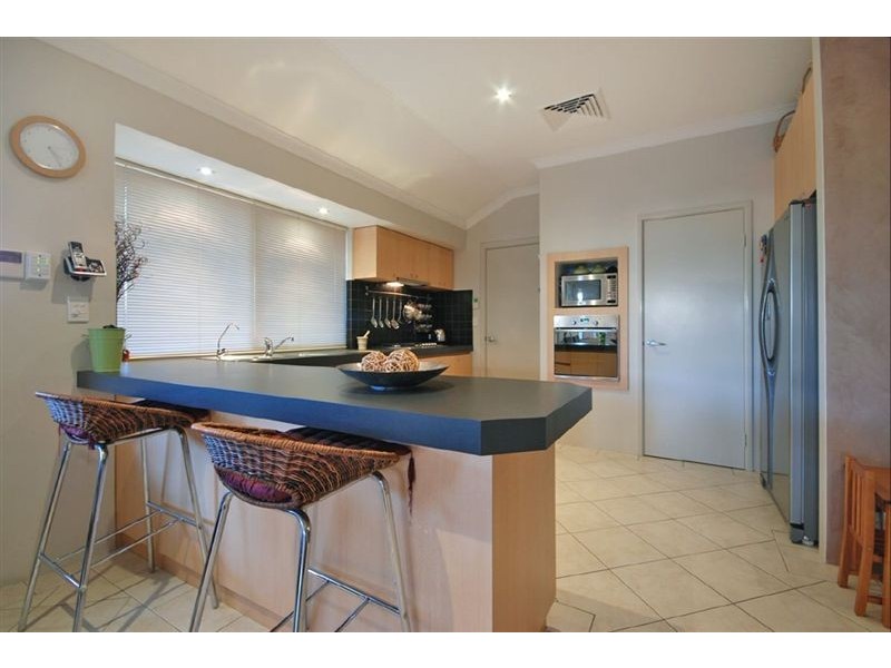 12 Hindmarsh Way, Edgewater WA 6027