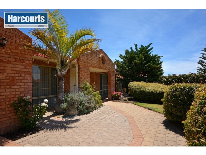 5 Heatherton Mews, Hillarys WA 6025